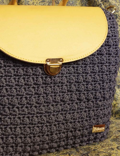 Χειροποίητη πλεκτή...